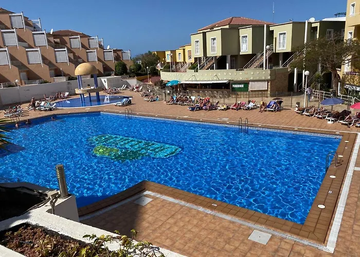 Luxury Orlando Адехе