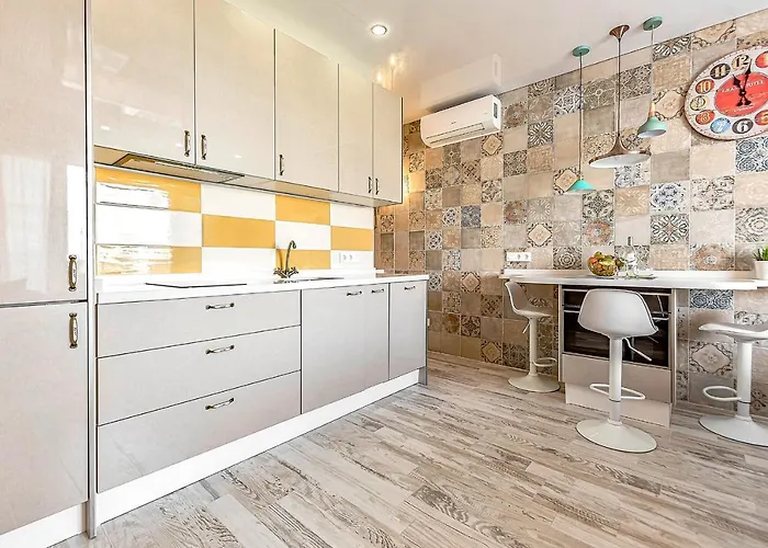 Апартаменты Luxury Orlando Адехе